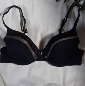 Izod bra- lace accents